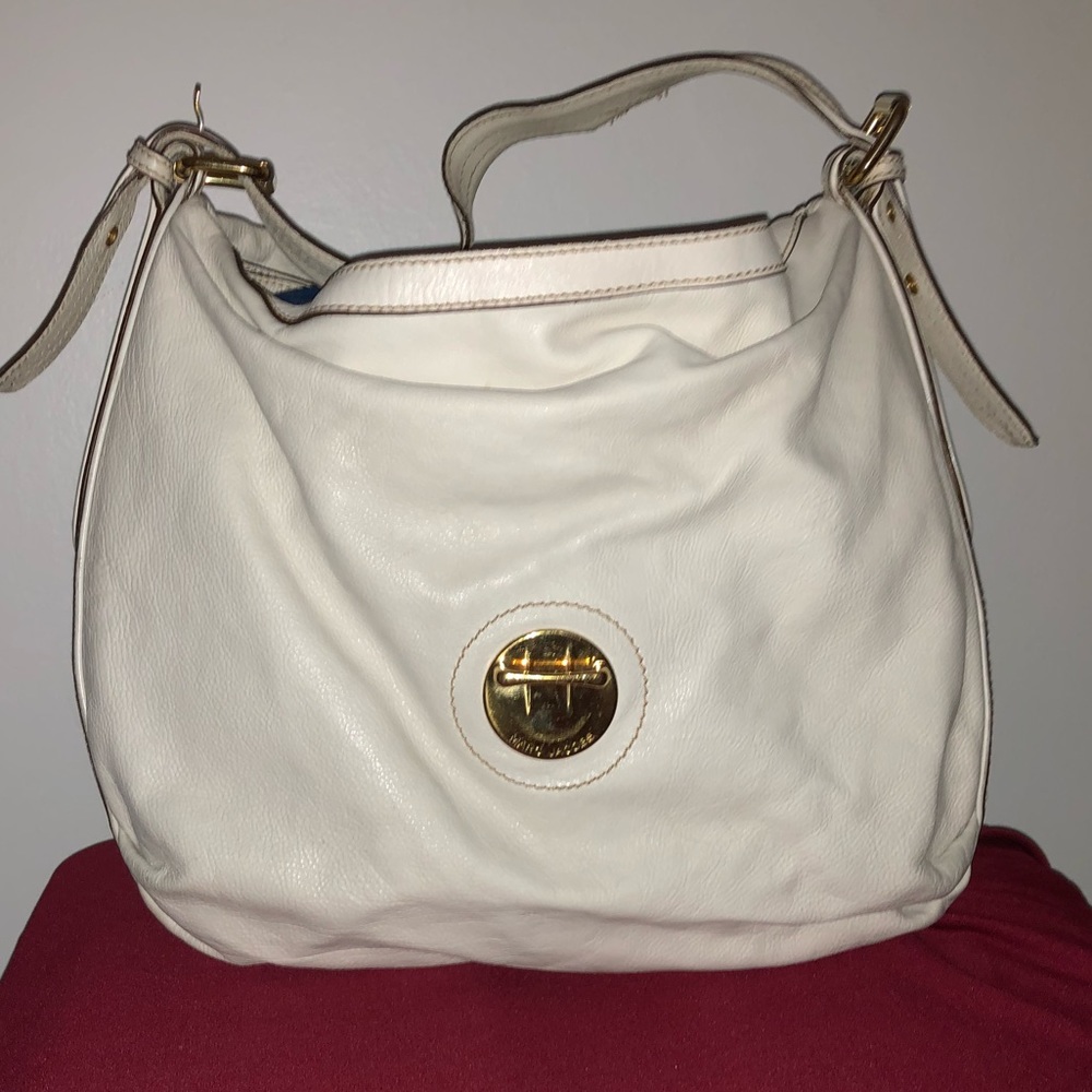 Marc Jacobs winter white 100% leather handbag